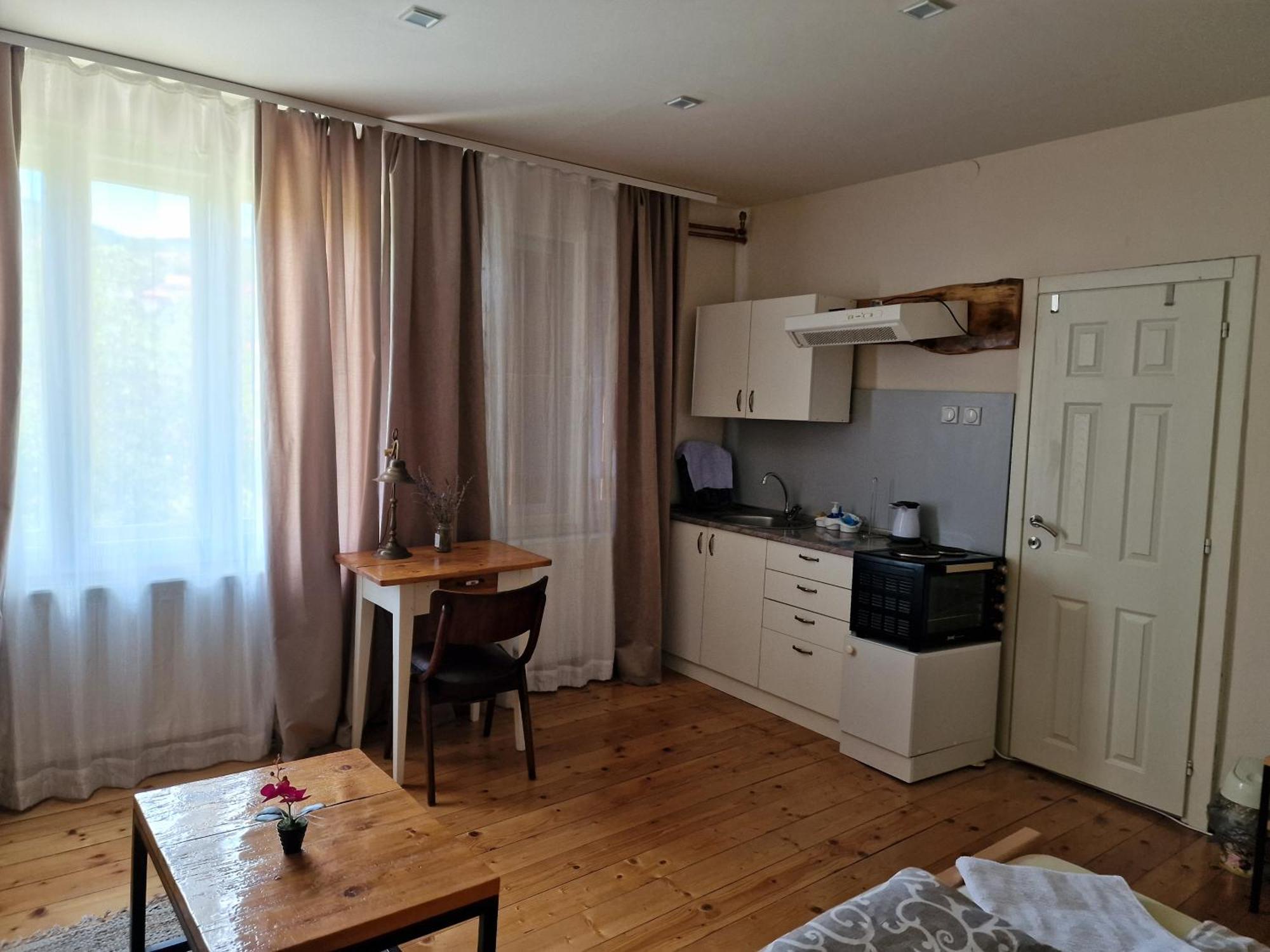 Konak -Guest House -Ramonda Serbika Ni Eksteriør billede